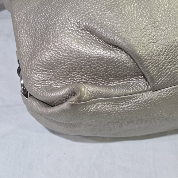 Coach F15064 Metallic Silver Peppled Leather Shoulder Bag w/ Adjustable Strap. - Picture 9 of 16